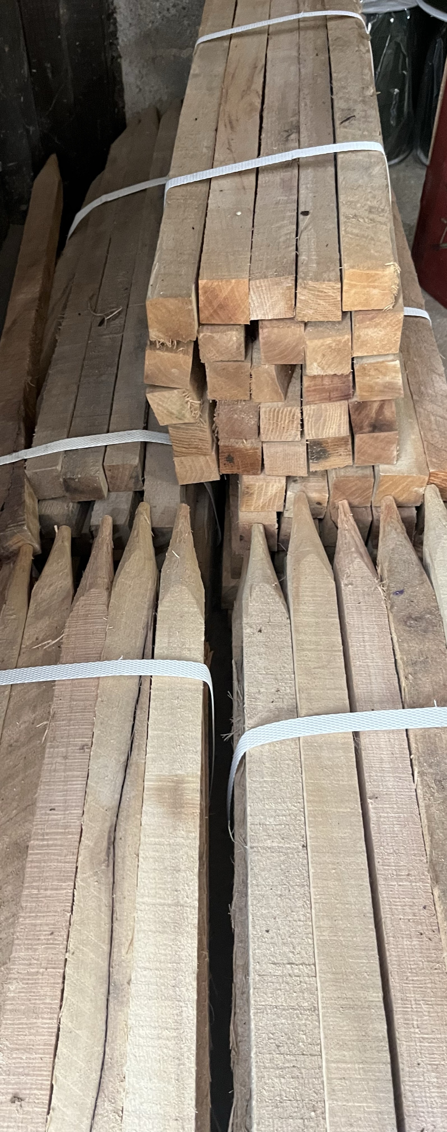 Wood Grade Stakes